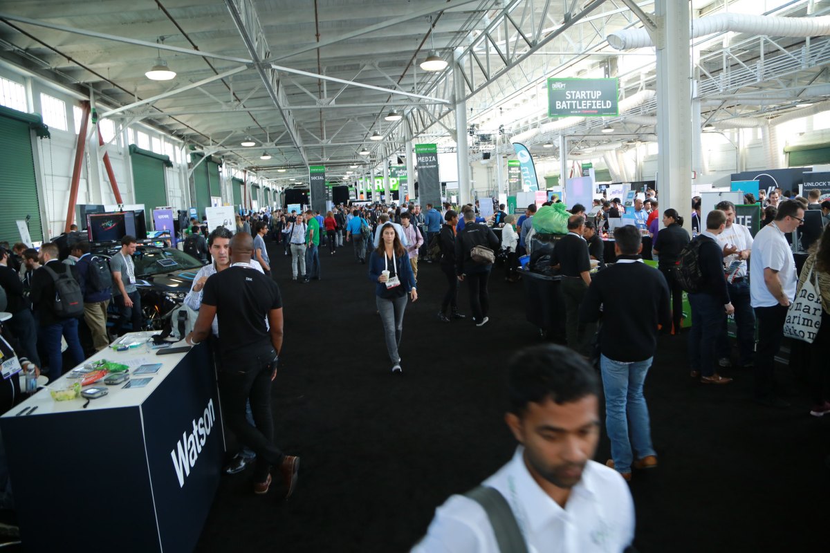 TechCrunch Disrupt 2026 exhibit bookings close tonight